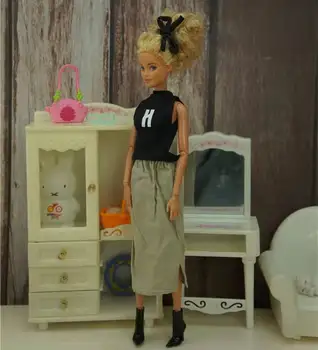 1/6 BJD Doll Drabužius Barbie Drabužių Komplektus, Juodi Marškinėliai Aukštos kaklo Bako Viršuje Chaki Sijonu Kostiumas 11.5