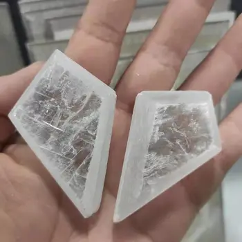 1KG Natūralių balta grubus selenitas kristalų plokštė skaidri gipso pavyzdys